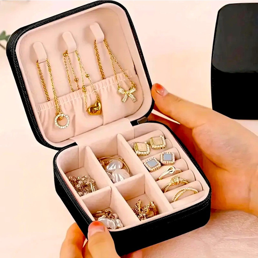 Small PU Leather Jewelry Box Portable Travel Jewellery Ornaments Storage…